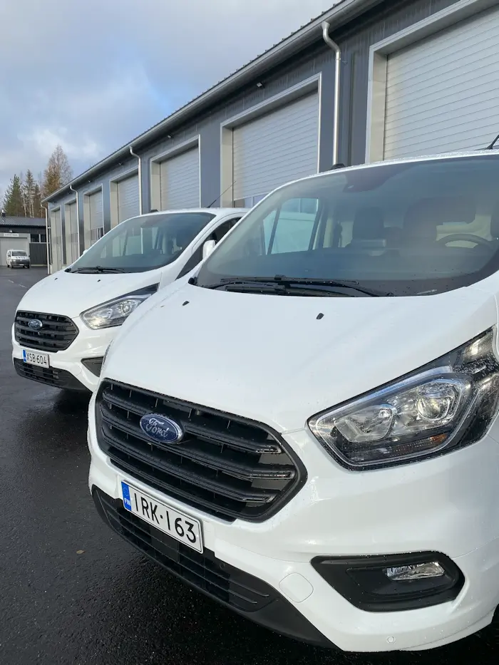 Pakettiauton vuokraus